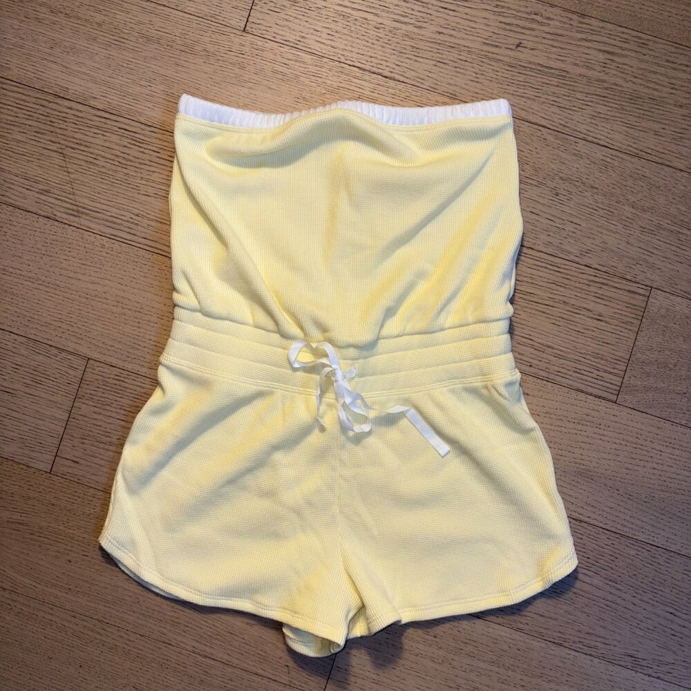 Gilly Hicks by Hollister - Soft Strapless Romper in Butter Yellow